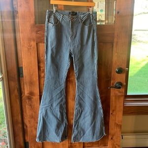 Judy Blue Blue and White Stripe Super Flares